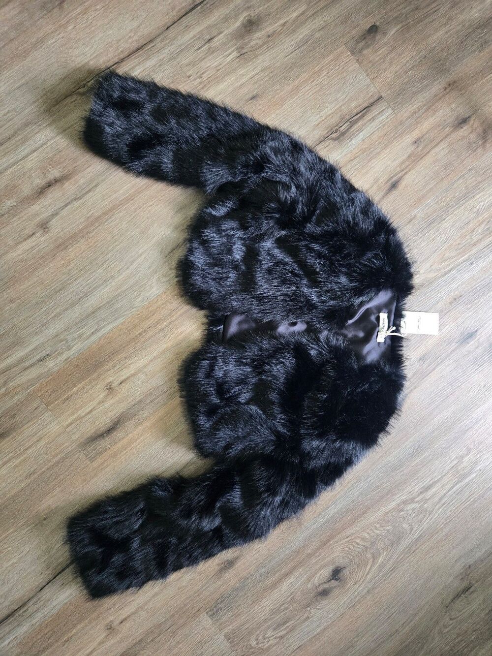 Amazhiyu Balero Shrug Faux Fur cropped open front NWT Medium Black Lined